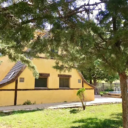 Chalet With 4 Bedrooms In With Wonderful Mountain View Private Pool And Furnished Terrace 6 Km From The Slopes Шале