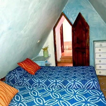 Chalet With 4 Bedrooms In With Wonderful Mountain View Private Pool And Furnished Terrace 6 Km From The Slopes Камарена-де-ла-Сьерра