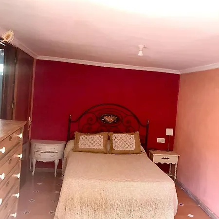 Шале Chalet With 4 Bedrooms In With Wonderful Mountain View Private Pool And Furnished Terrace 6 Km From The Slopes