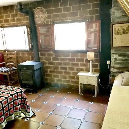 Шале Chalet With 4 Bedrooms In With Wonderful Mountain View Private Pool And Furnished Terrace 6 Km From The Slopes