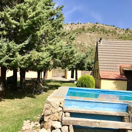 Chalet With 4 Bedrooms In With Wonderful Mountain View Private Pool And Furnished Terrace 6 Km From The Slopes * Камарена-де-ла-Сьерра